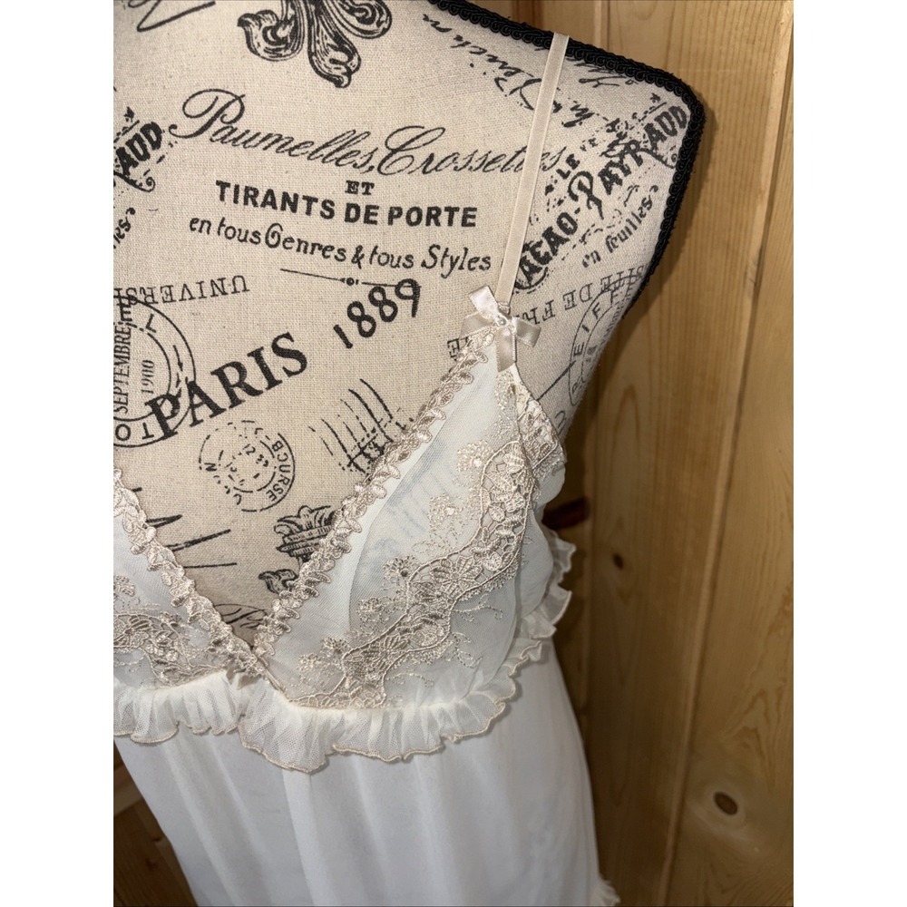 Vintage In Bloom by Jonquil White Lace Satin Slip L Bridal Nightgown Trad Wife - Picture 4 of 7